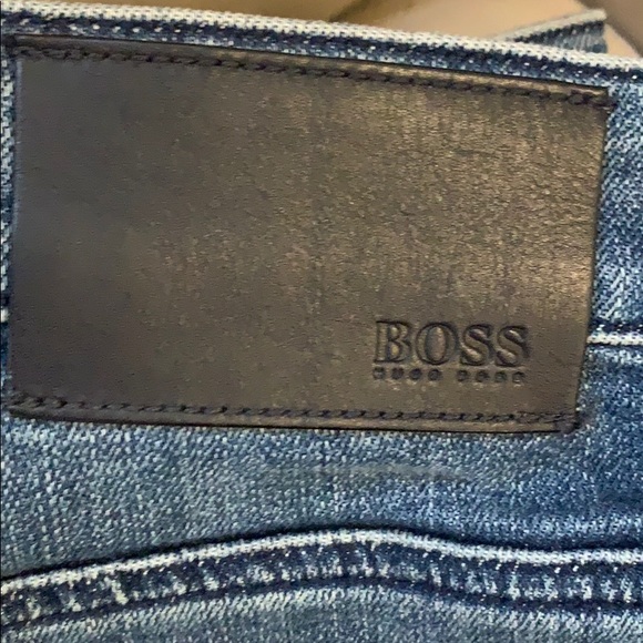 BOSS Men’s Jeans - Picture 2 of 4